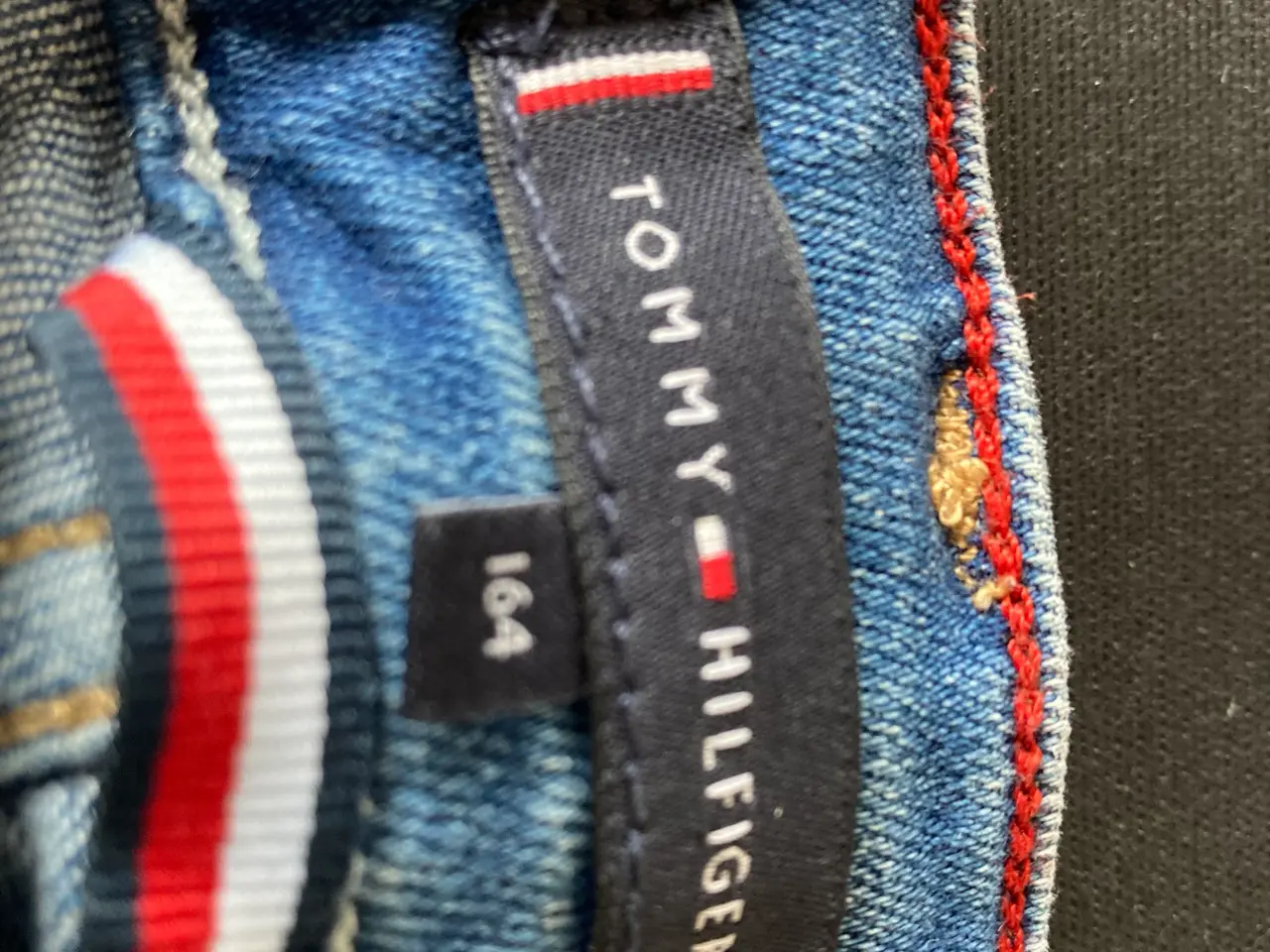 Billede 2 - Billigt mærketøj - Tommy Hilfiger str. 164