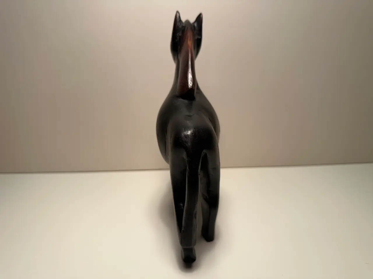 Billede 5 - Afrikansk hestefigur i udskåret træ