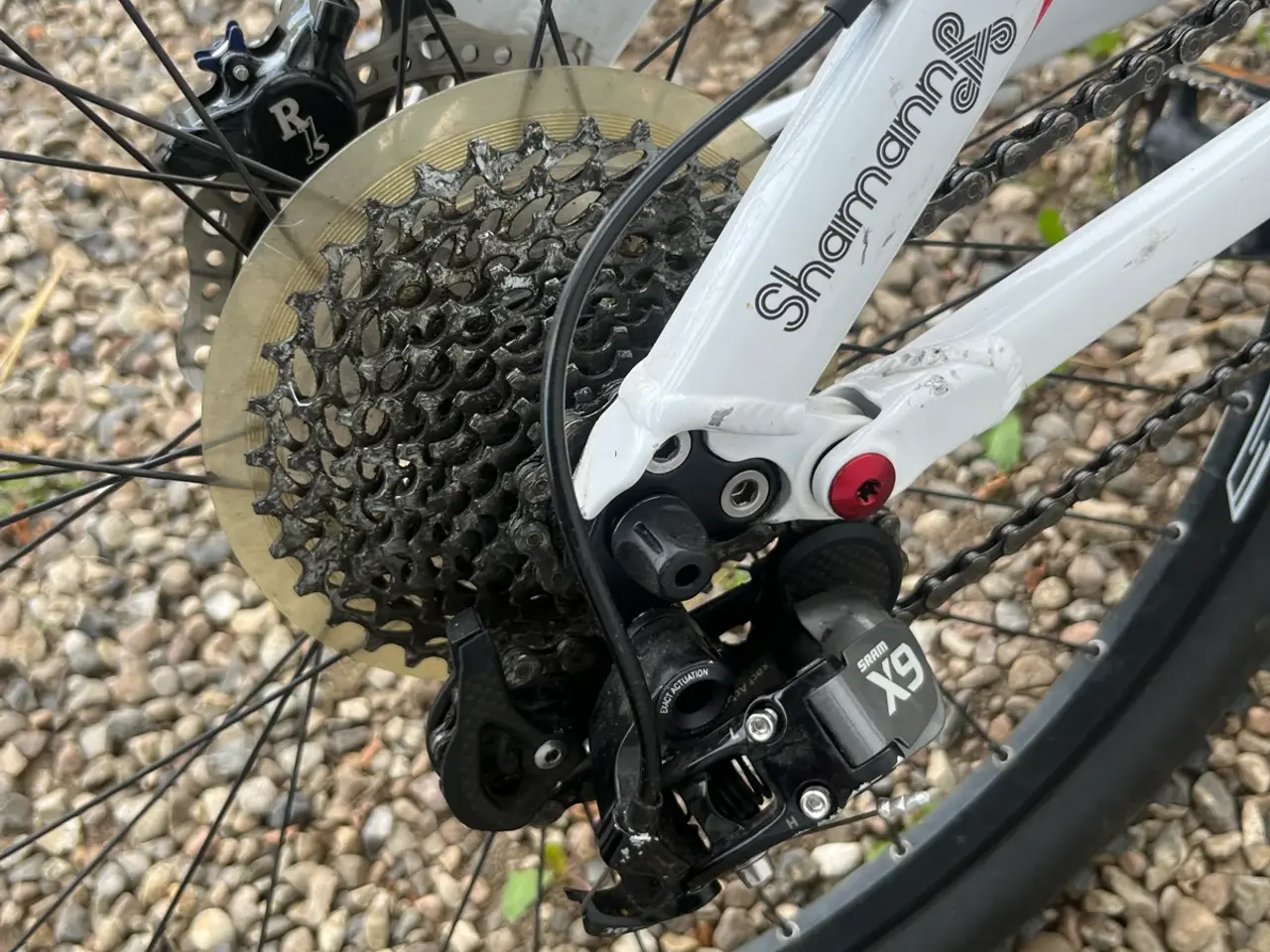 Billede 3 - Sunn mtb full suspension (rockshox) 