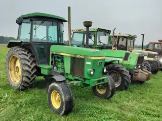 Købes maskiner, biler, havetraktor, trailer, osv