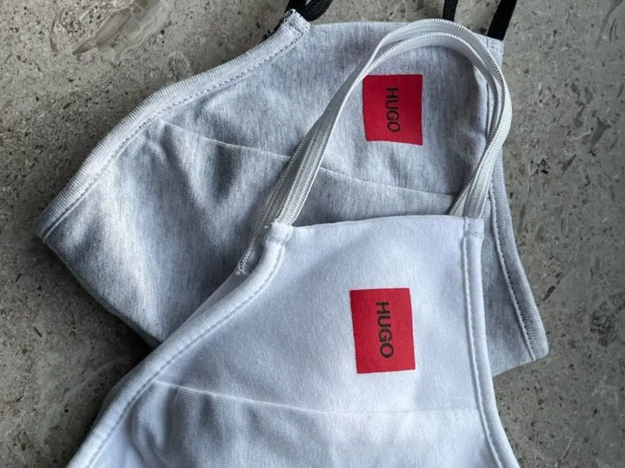 Billede 2 - To nye Hugo Boss mundbind
