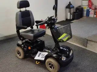 Apollo 589 El-scooter (ca. 5år gammel)