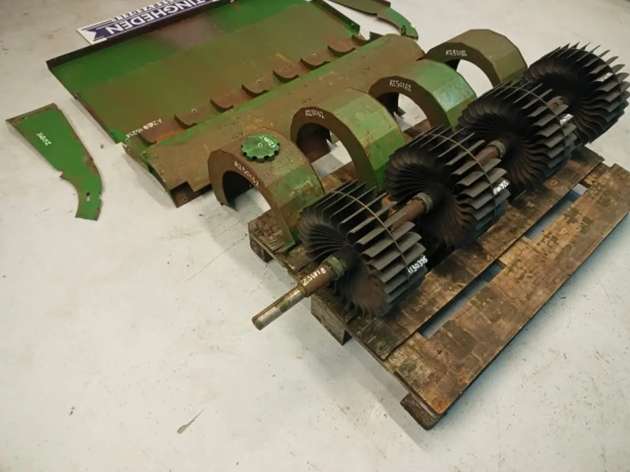 Billede 12 - John Deere 2054 Underblæser dele