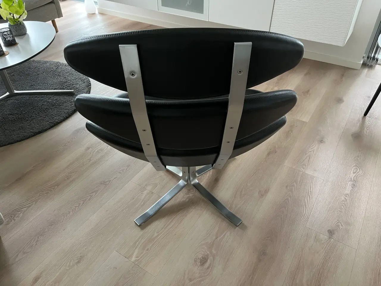 Billede 3 - Poul M. Volther Coronastol i sort omni læder.