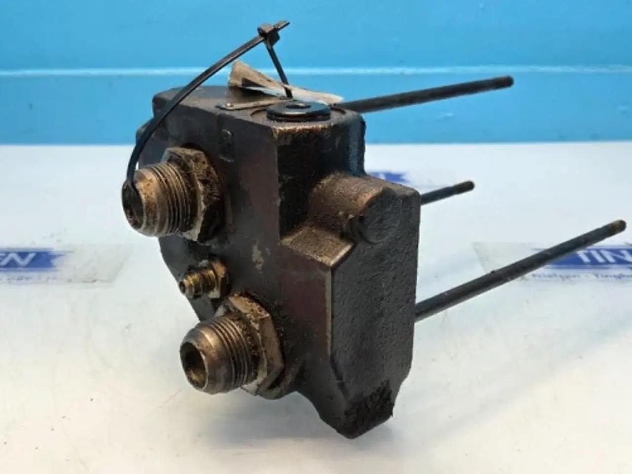 Billede 5 - Massey Ferguson 6290 Hydraulikventil 3796110M1