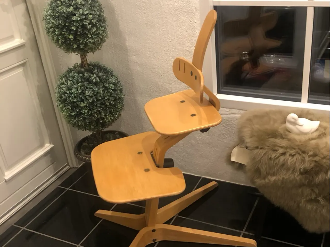 Billede 2 - Børnestol / junior stol mærke Stokke