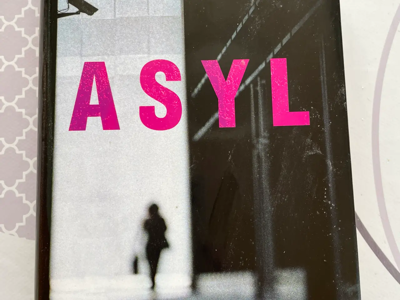Billede 1 - Asyl af Liza Marklund