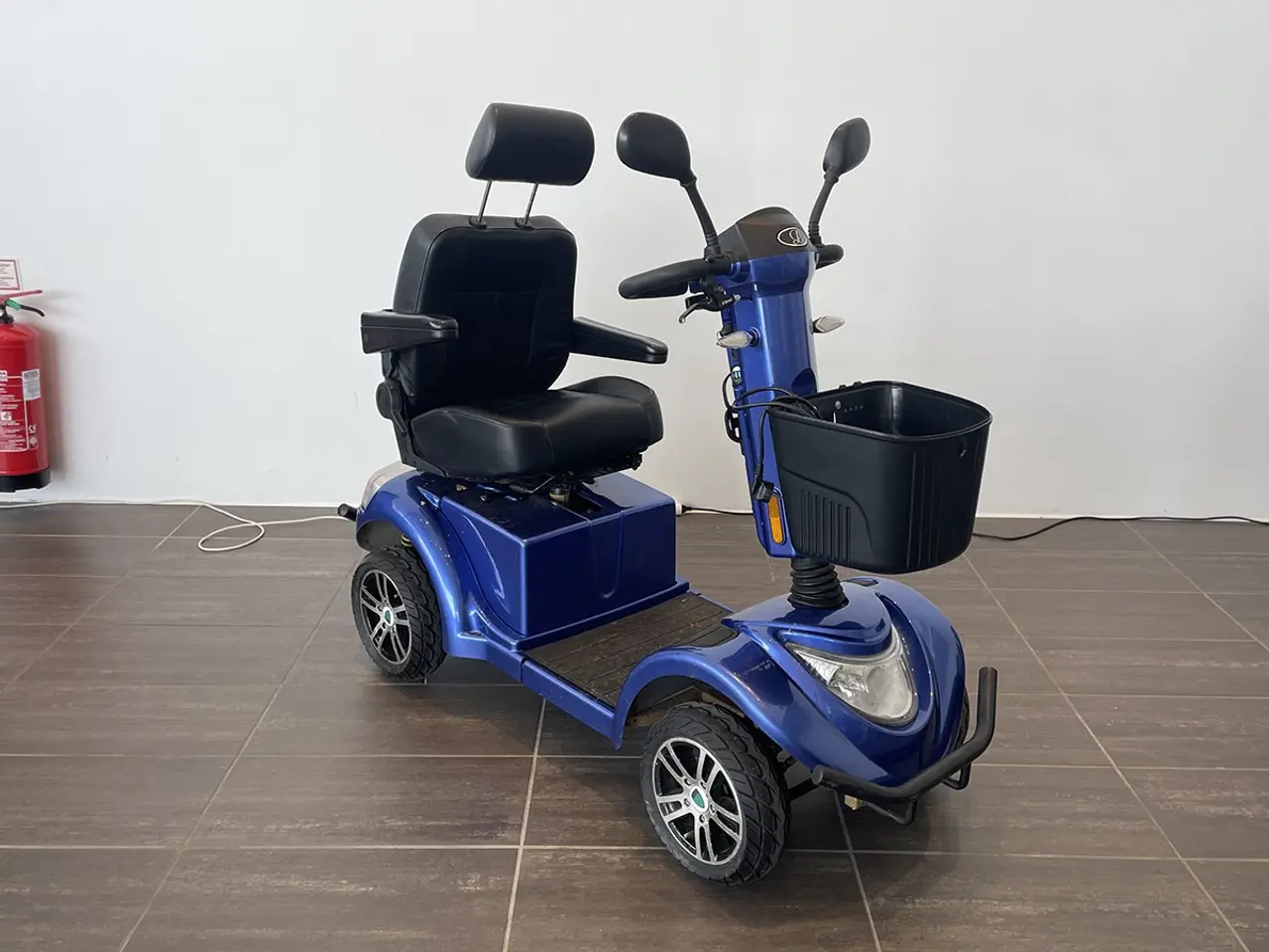 Billede 1 - LM-600 blå - 2 års garanti