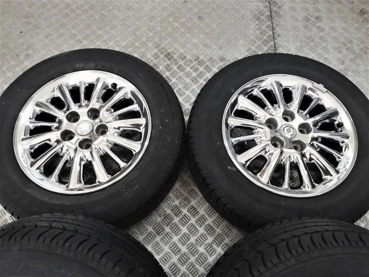Billede 4 - 5x114,3 16" ET40 Chrysler American wheels