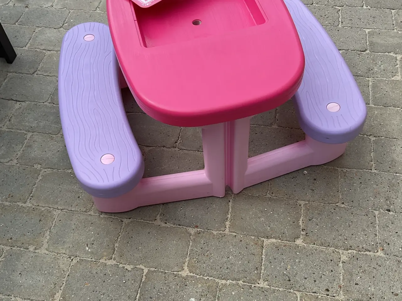 Billede 2 - Bord/bænkesæt HELLO KITTY 