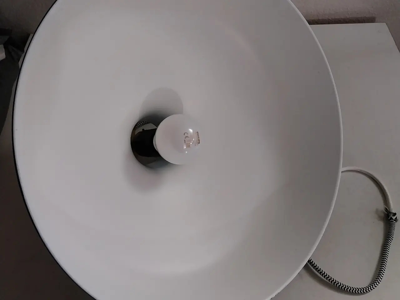 Billede 8 - Sort lampe 38 cm bred