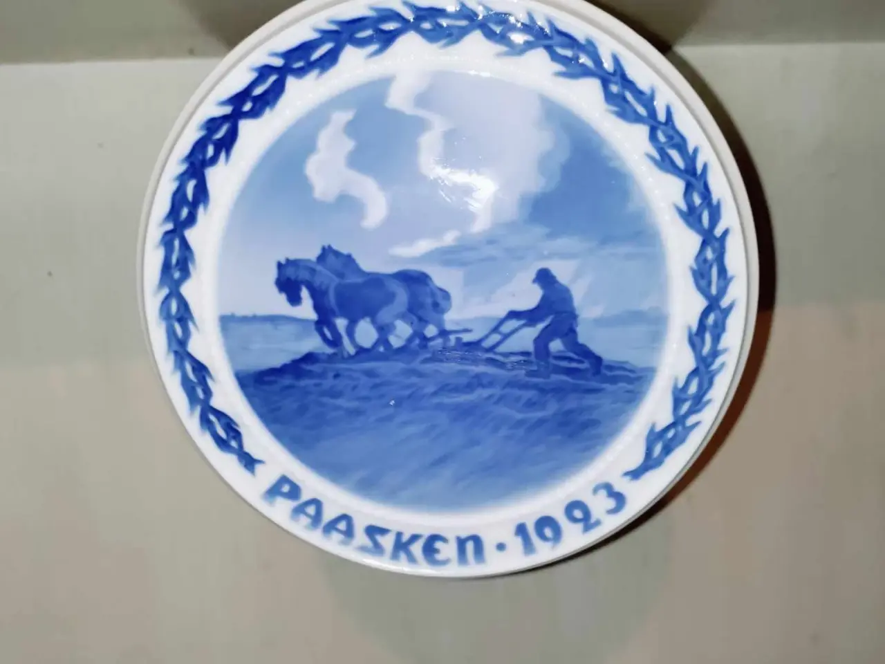 Billede 2 - super fin påskeplatte fra b&g 1923