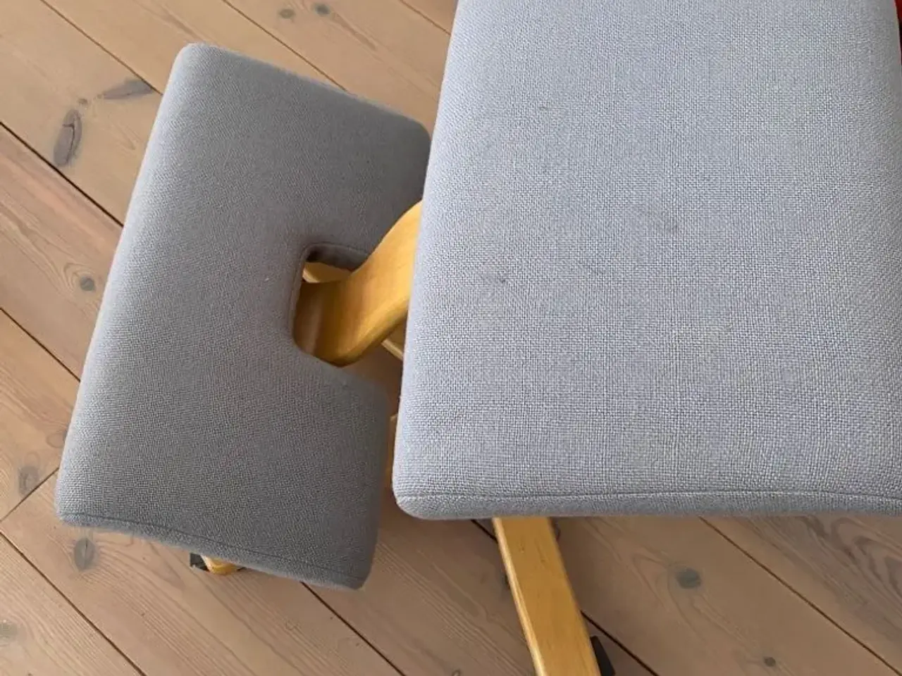 Billede 2 - Ergonomisk kontorstol - Design mærke Varier 
