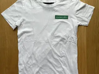 Designers Remix t-shirt