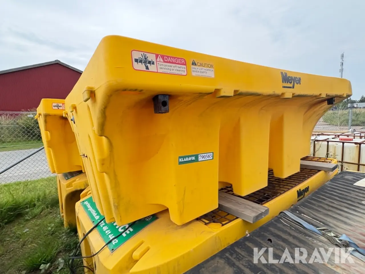 Billede 9 - Saltspreder Meyer, 5 Styk (3 × 1000 L og 2 × 850 L)