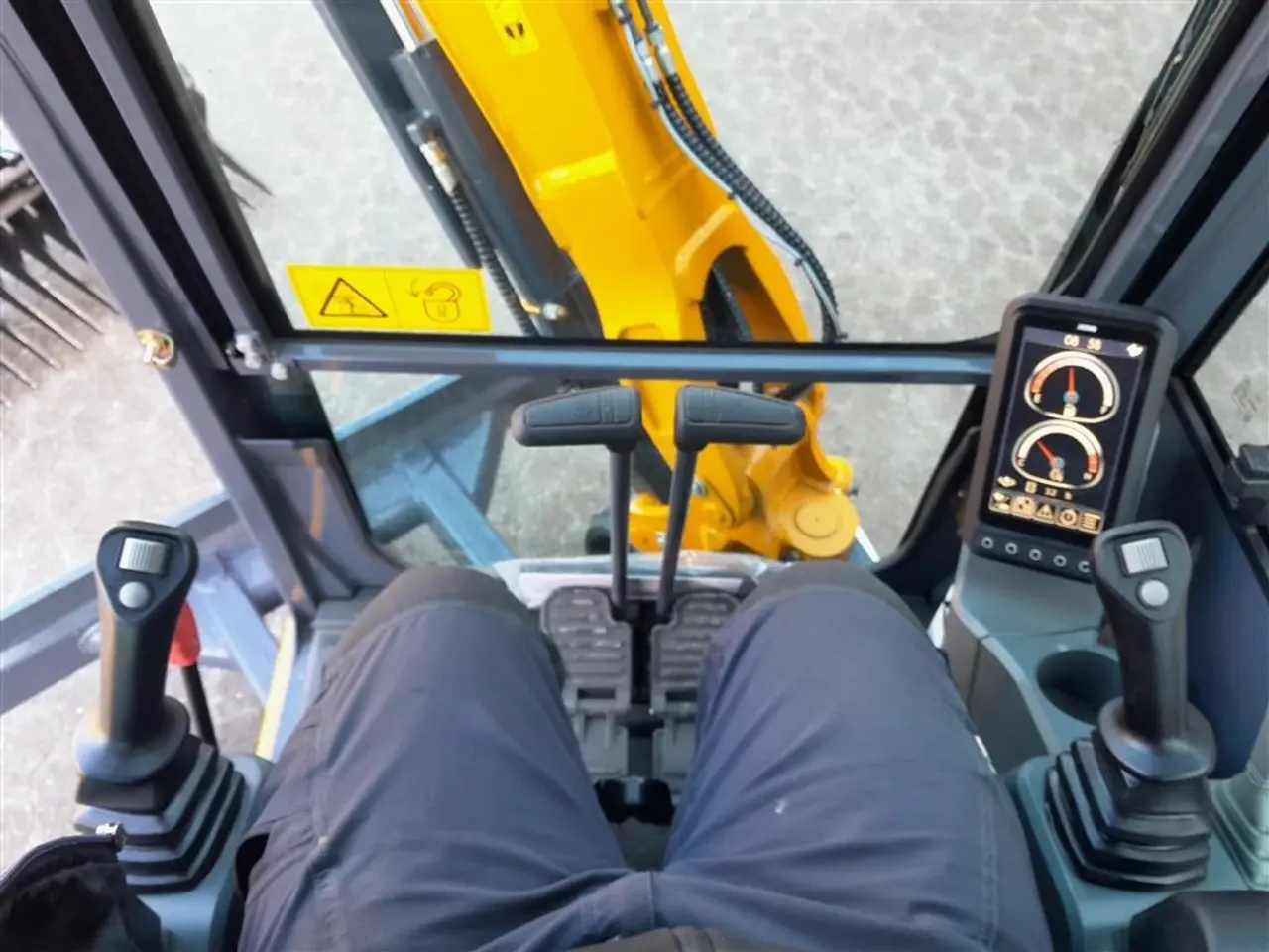Billede 14 - XCMG xe27e med rototilt