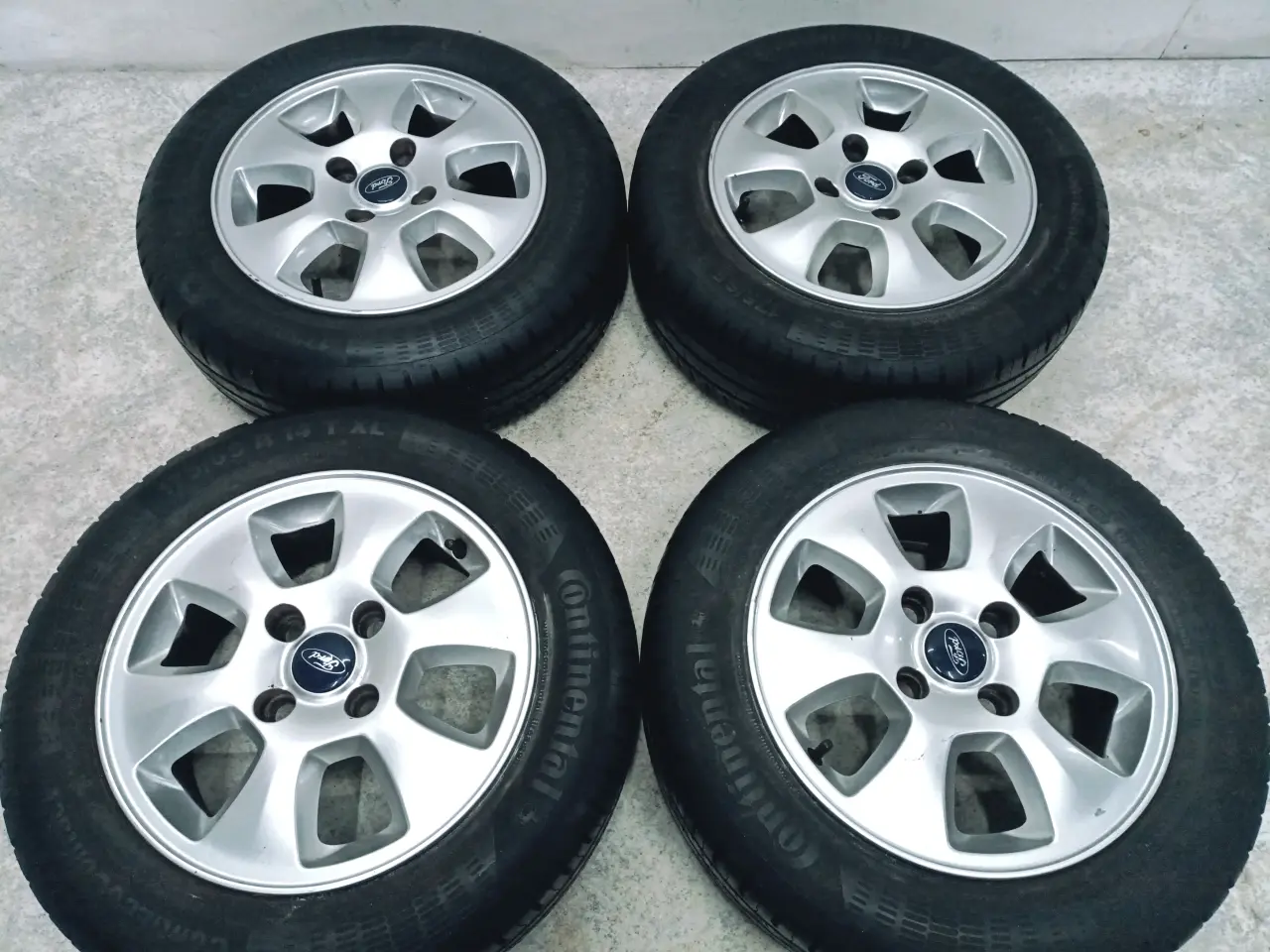 Billede 5 - 4x108 14" ET37,5 nav 63,4ø FORD sommersæt