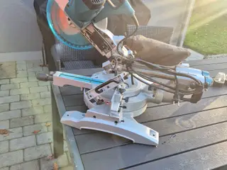 Makita kap-/geringssav 