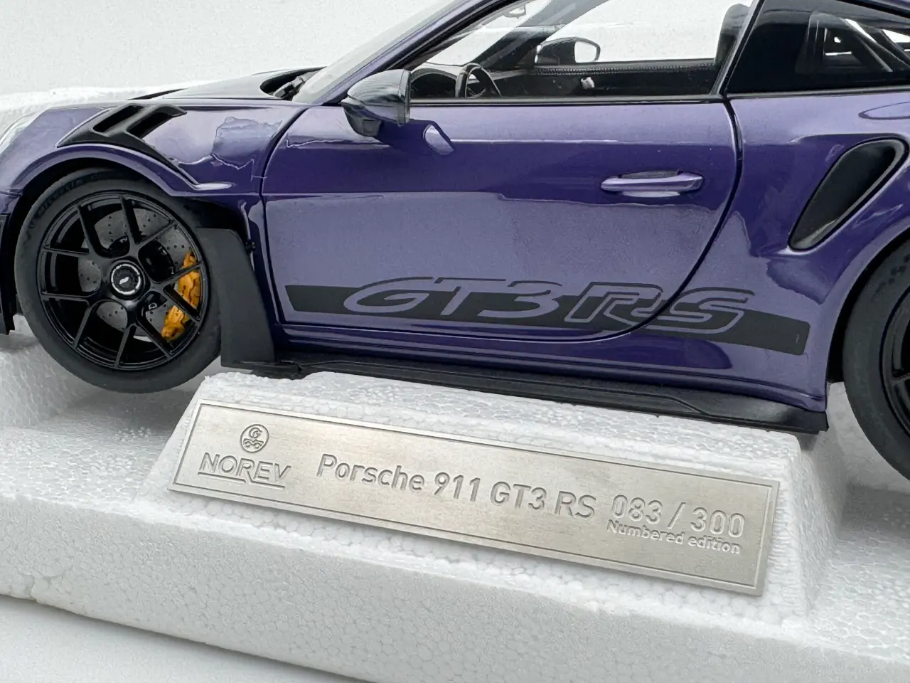 Billede 8 - 2022 Porsche 911 (992) GT3 RS Weissach Pack - 1:18