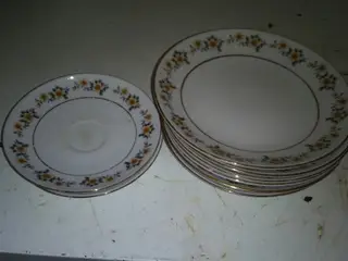 2 undekopper og 6 desert