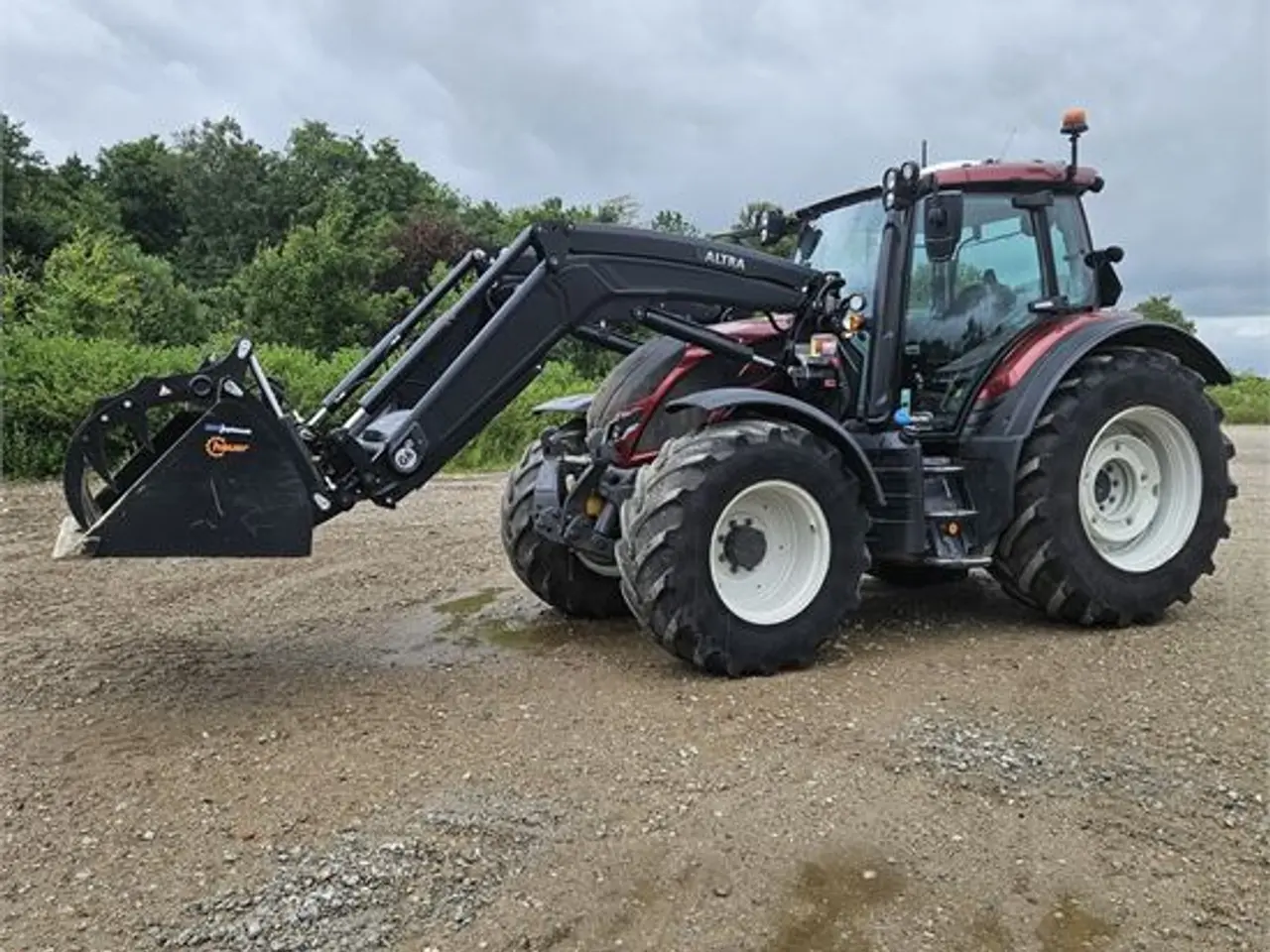 Billede 1 - Valtra N175 Direct Sigma Power - 201 HK - Hauer SGS-2 -  Euro Hitch 2000  - frontlæsser /front loader