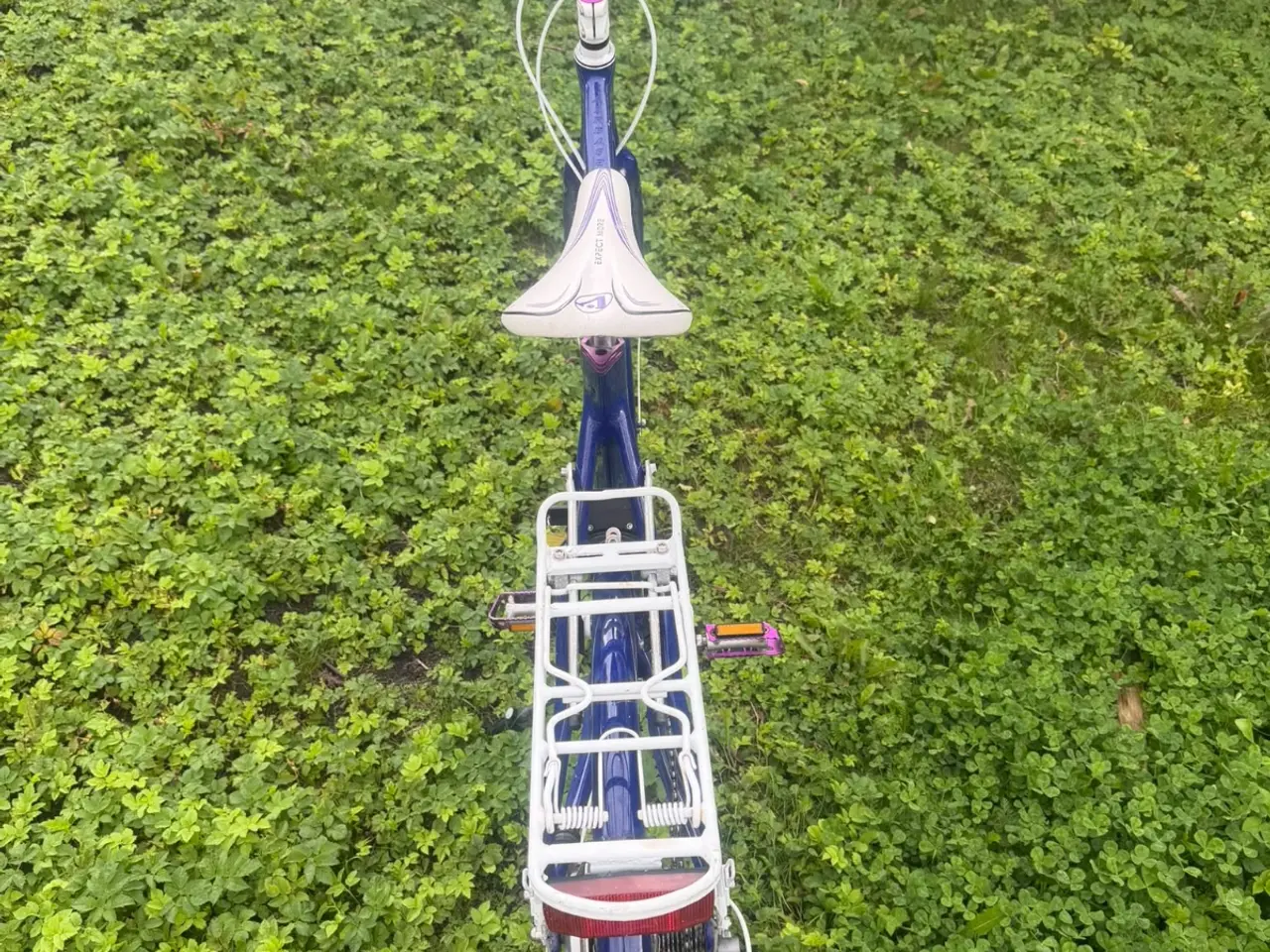 Billede 6 - Flot Avenue damecykel-7 gear 56 cm