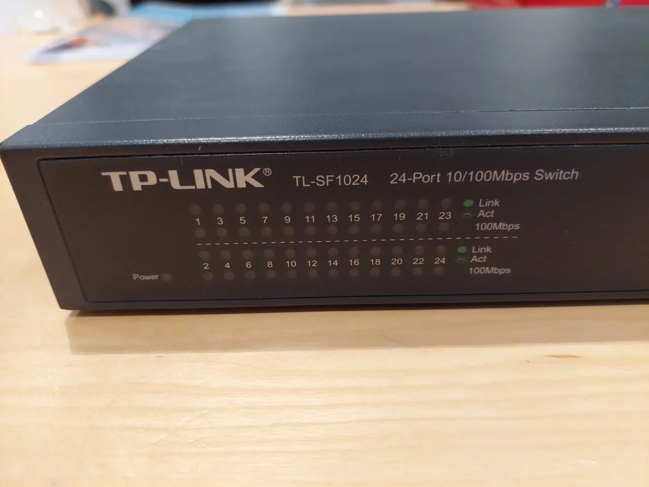 Billede 2 - 24 port switch