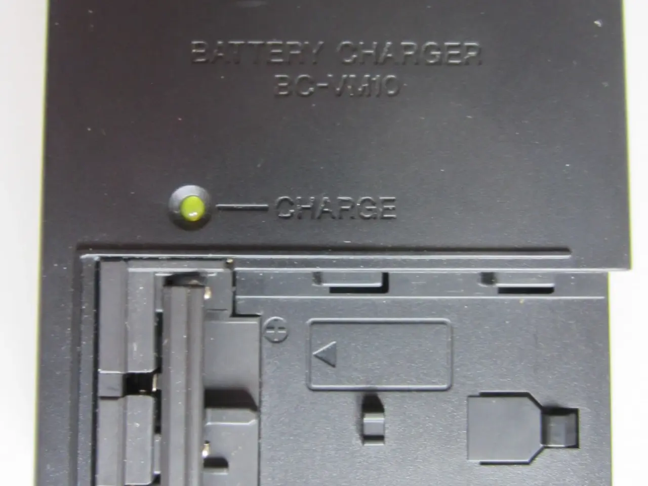 Billede 1 - SONY BC-VM10 batteri oplader til SONY M serie