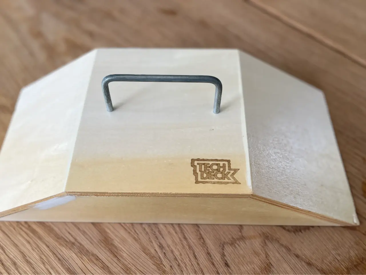 Billede 1 - Tech Deck Trærampe