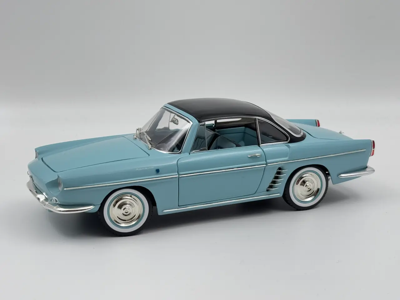 Billede 2 - 1959 Renault Floride Cabriolet - 1:18 Sjælden