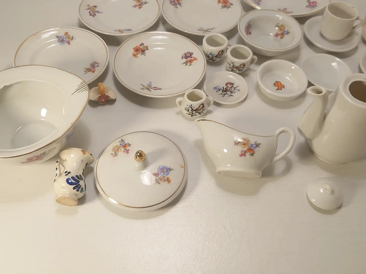 Billede 5 - 29 dele vintage dukke porcelæns stel.