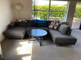 Sofa og sofabord
