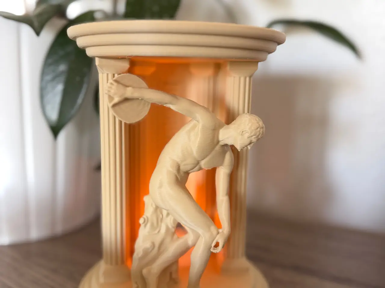 Billede 3 - Dekorativ LED-lampe med Diskoskaster figur