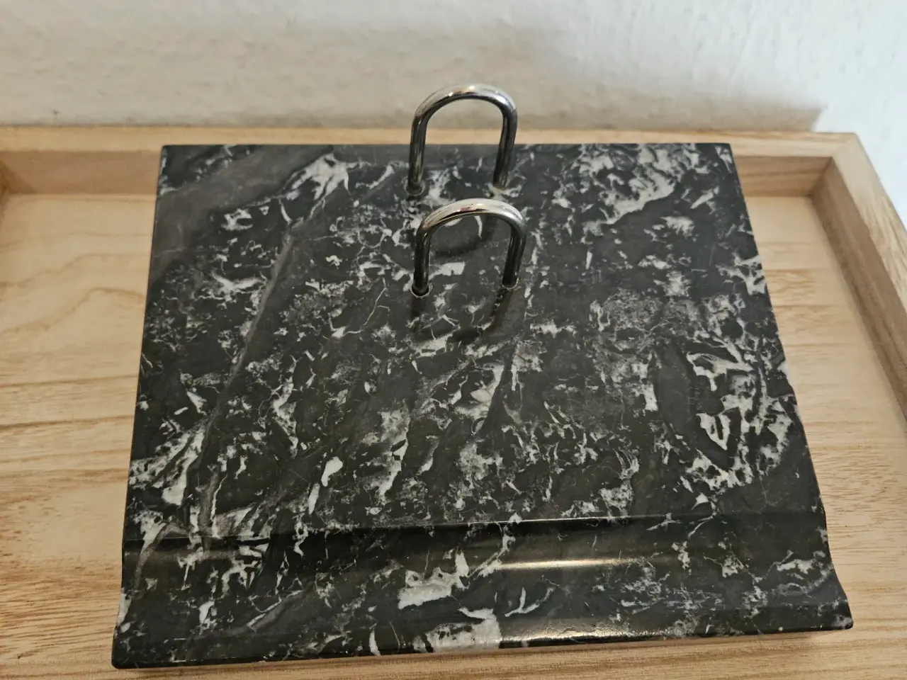 Billede 2 - Marmor holder til kalender 