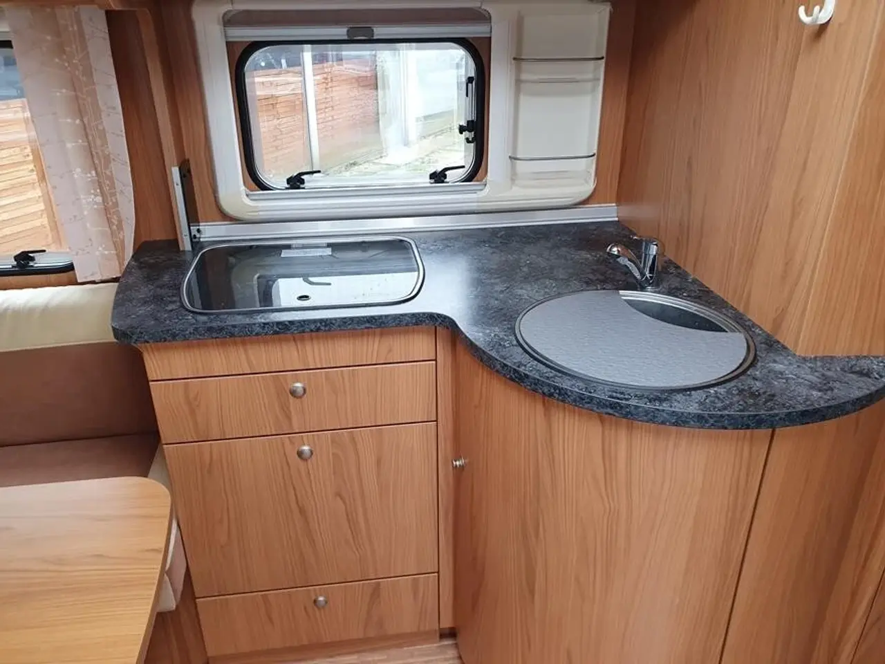 Billede 4 - Campingvogn - Bürstner Belcanto 535 TL 2008 