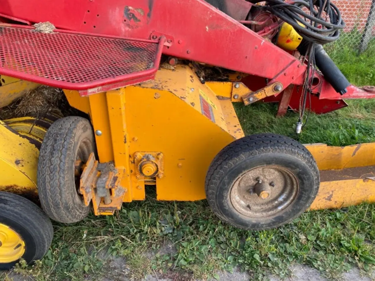 Billede 3 - New Holland BB980 Samka Eftermonteret snitter