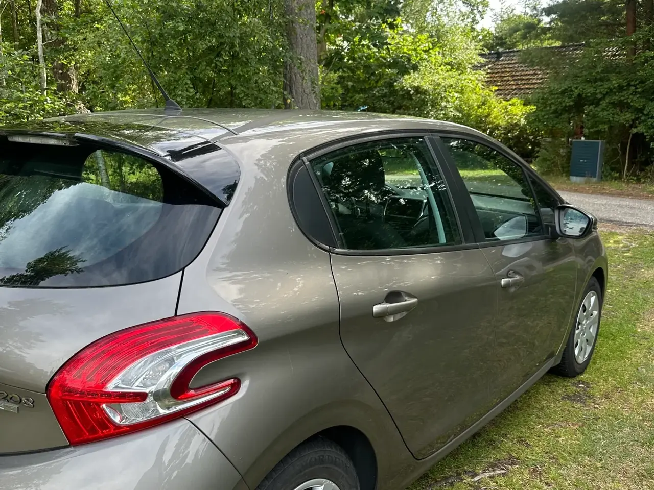 Billede 5 - Peugeot 208 1,4 e-HDi 68 Active ESG