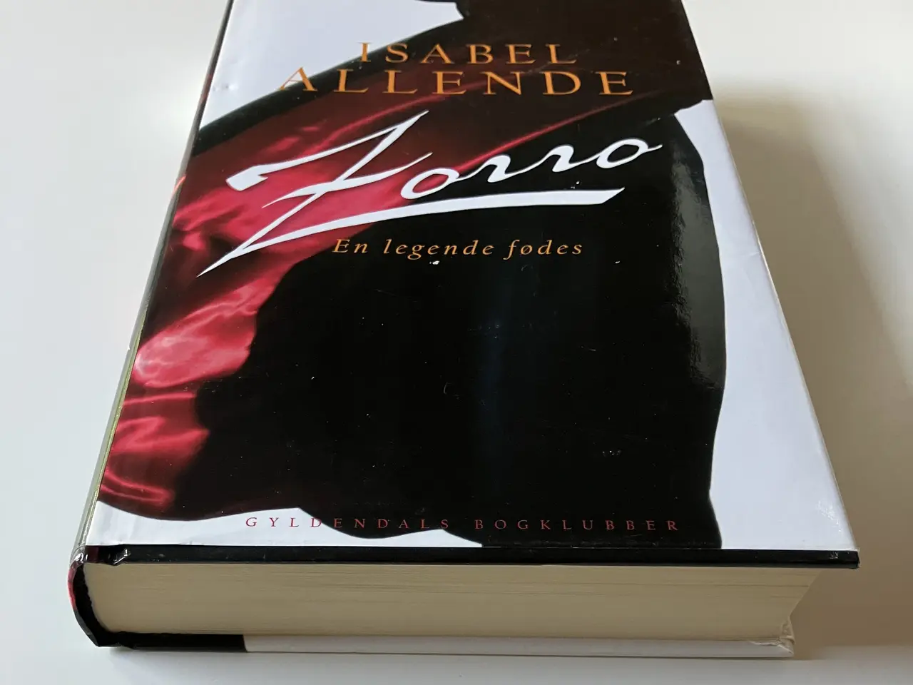 Billede 3 - Zorro - en legende fødes. Af Isabel Allende