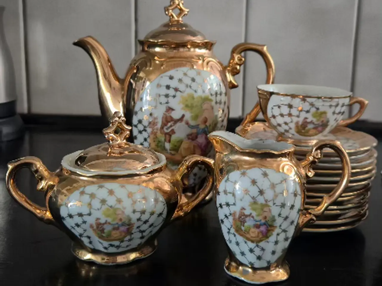 Billede 2 - Guld-Kaffestel-Beyerthal til 12 personer