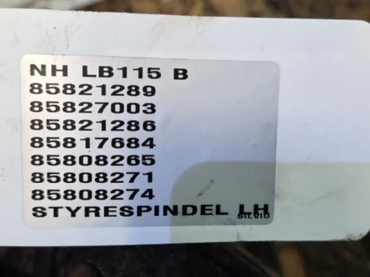 Billede 15 - New Holland LB115B Hjulnav L. 85821289
