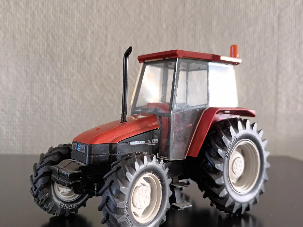 Billede 2 - Modeltraktor 1:32