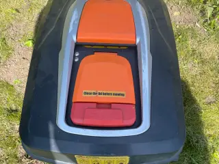 Adano 3100 robotplæneklipper 800cm2