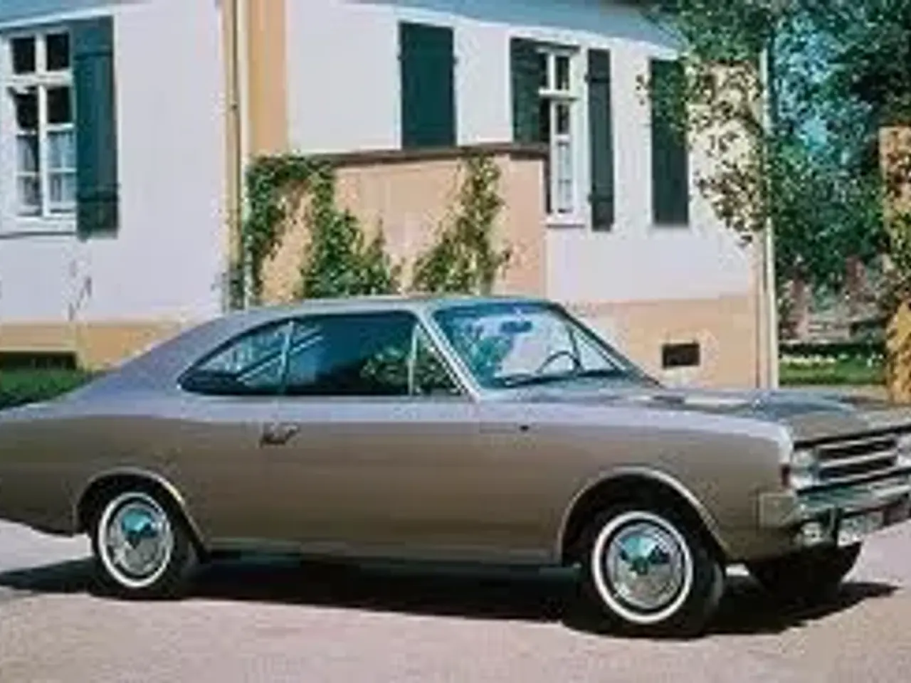 Billede 2 - KØBES - Opel Commodore A / Rekord C