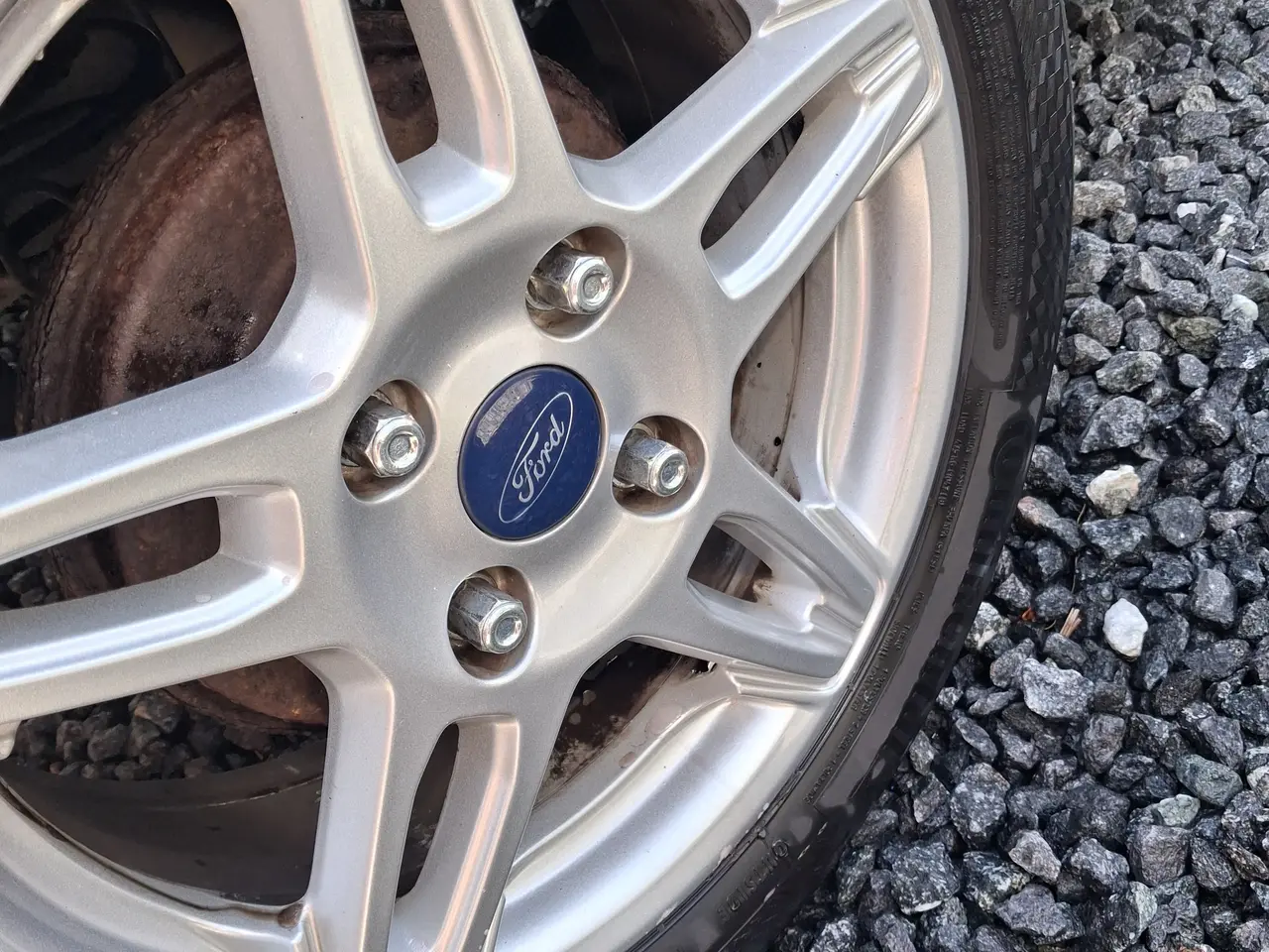 Billede 3 - Alufælge, 15 " med sommerdæk til Ford Fiesta