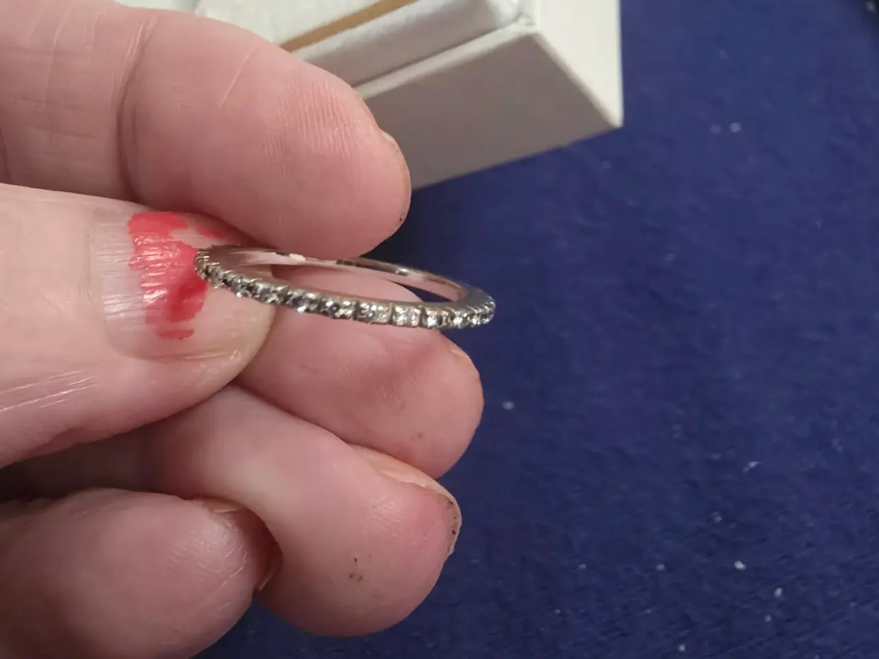 Billede 3 - 18 karat hvidguld med diamanter 