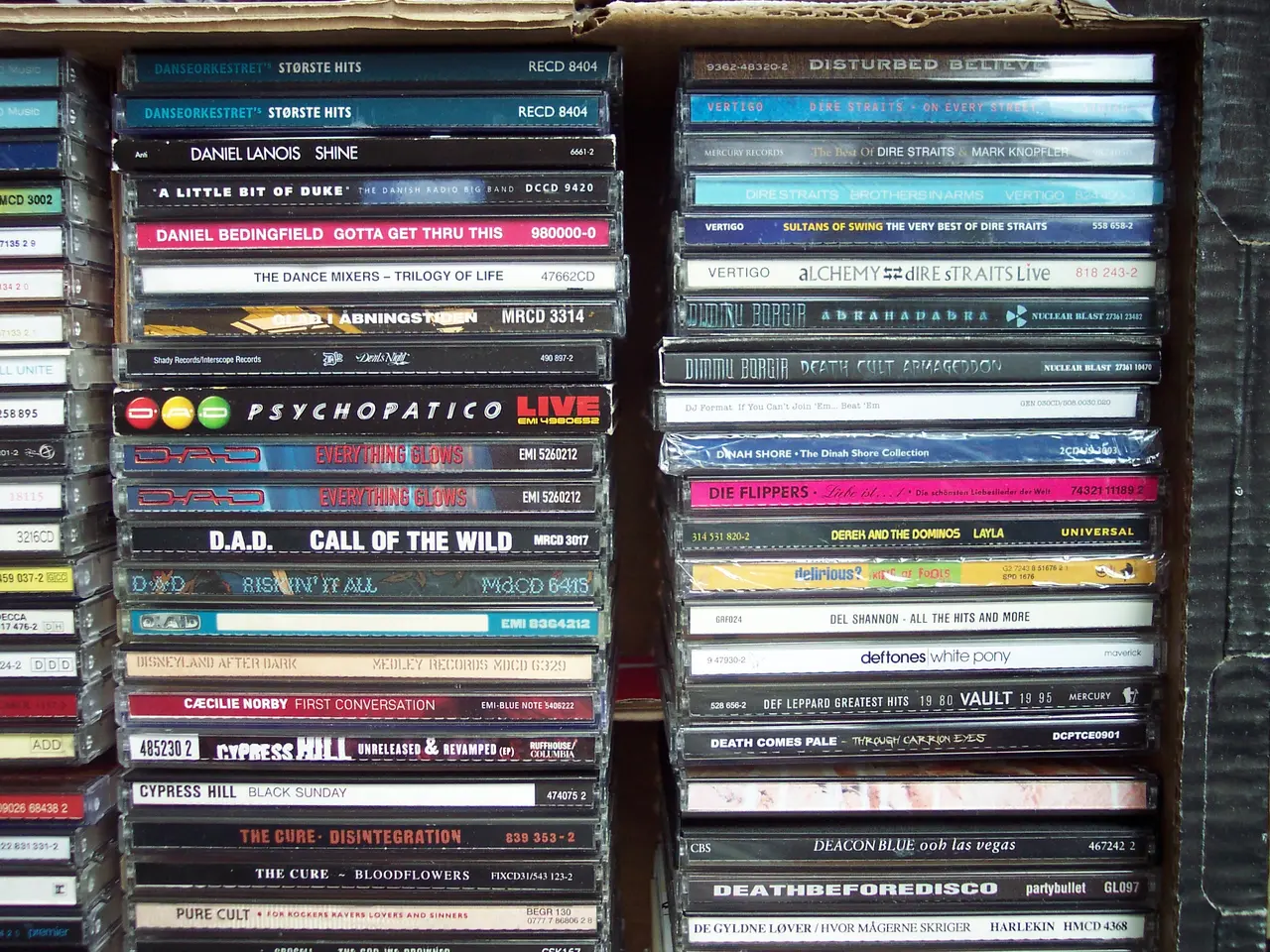 Billede 5 - 175 COUNTRY & FOLK CDer + andre genrer sælges………..