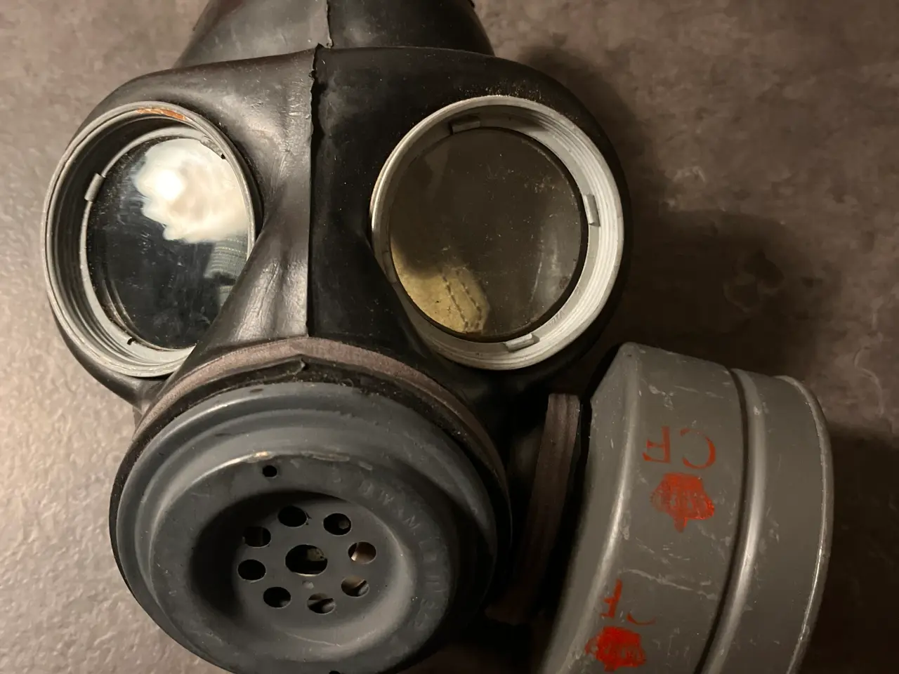 Billede 1 - Gasmaske fra 1941