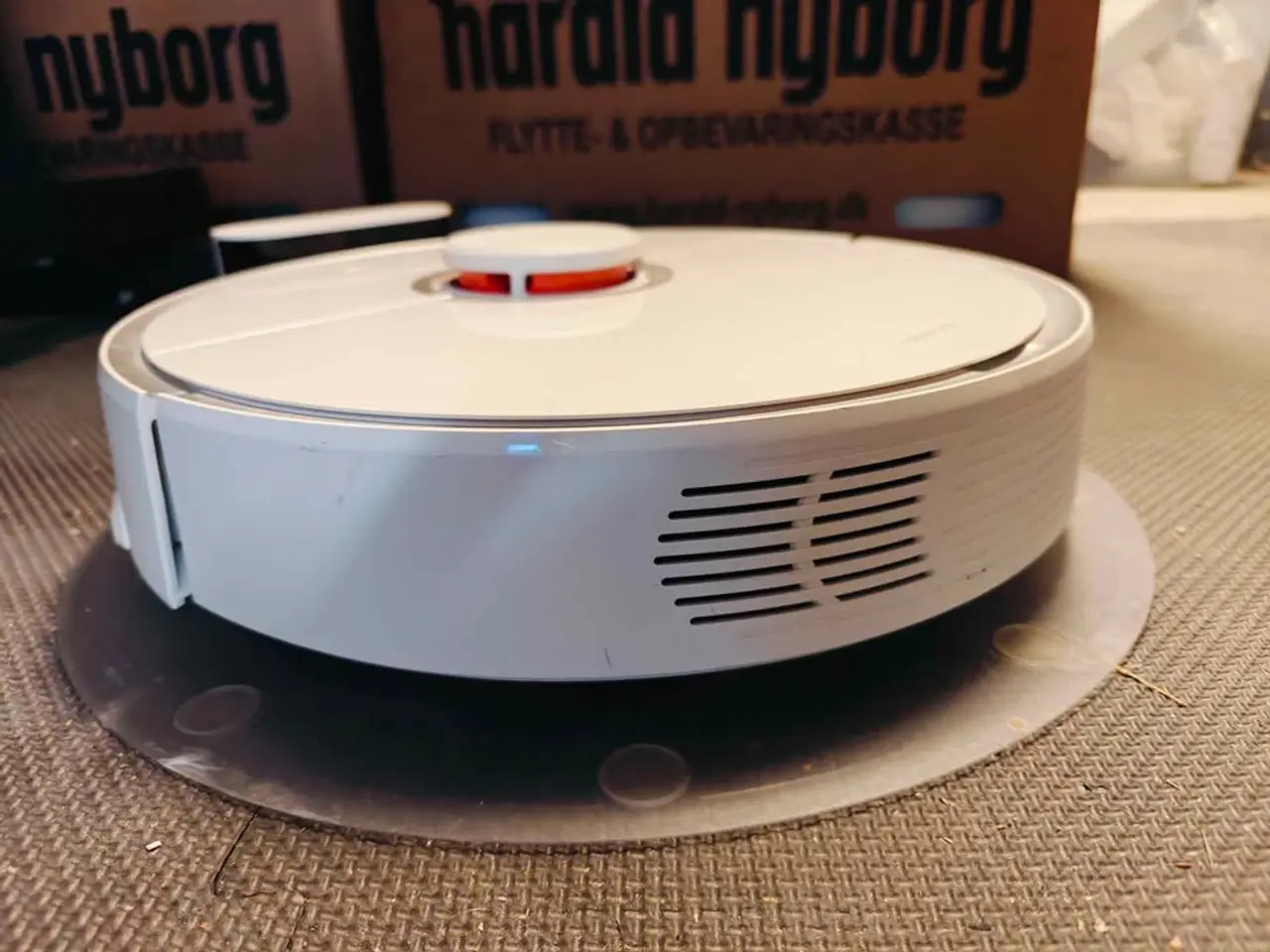 Billede 3 - Roborock S5 robotstøvsuger med ladestation