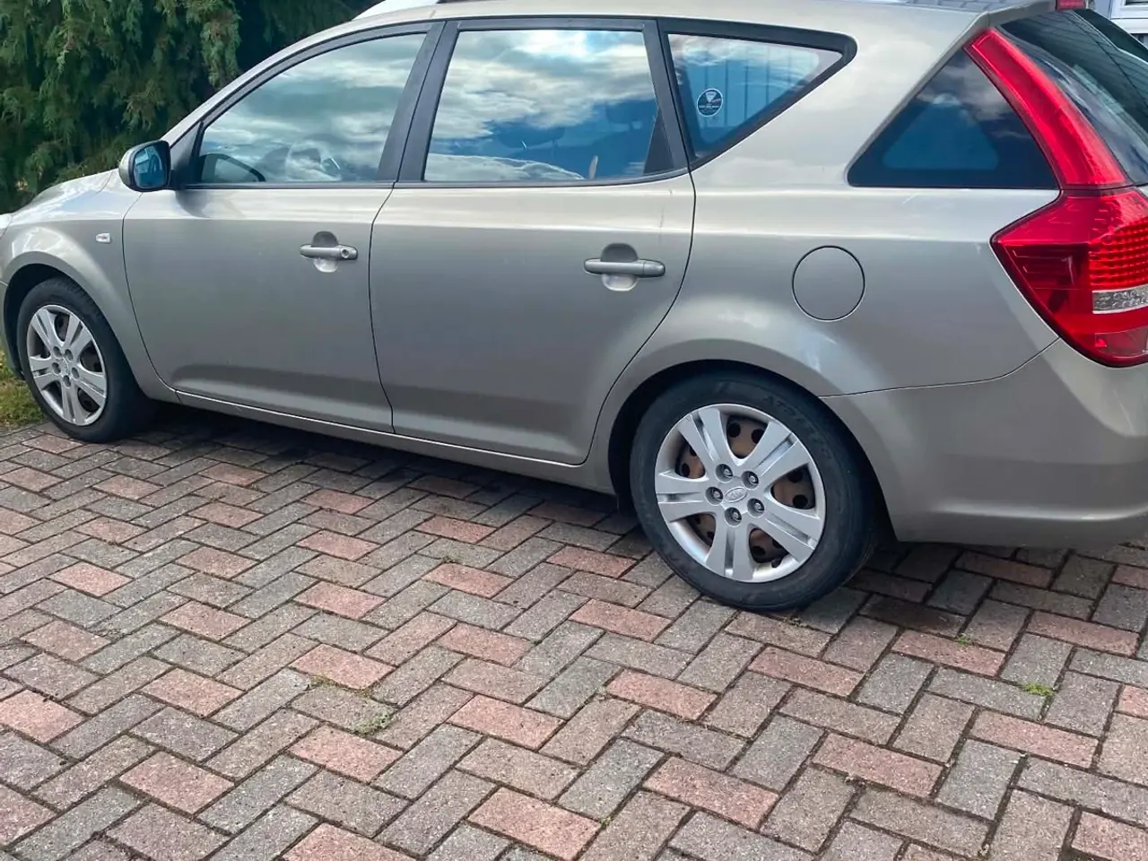 Billede 7 - Kia cee’d – praktisk og rummelig familiebil