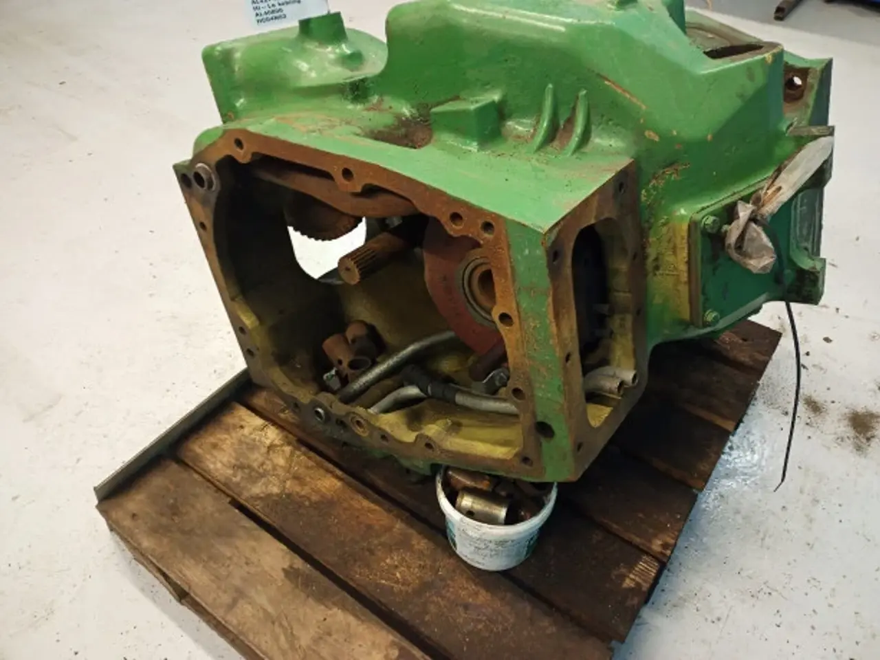 Billede 3 - John Deere 2040 Koblingshus AL28740